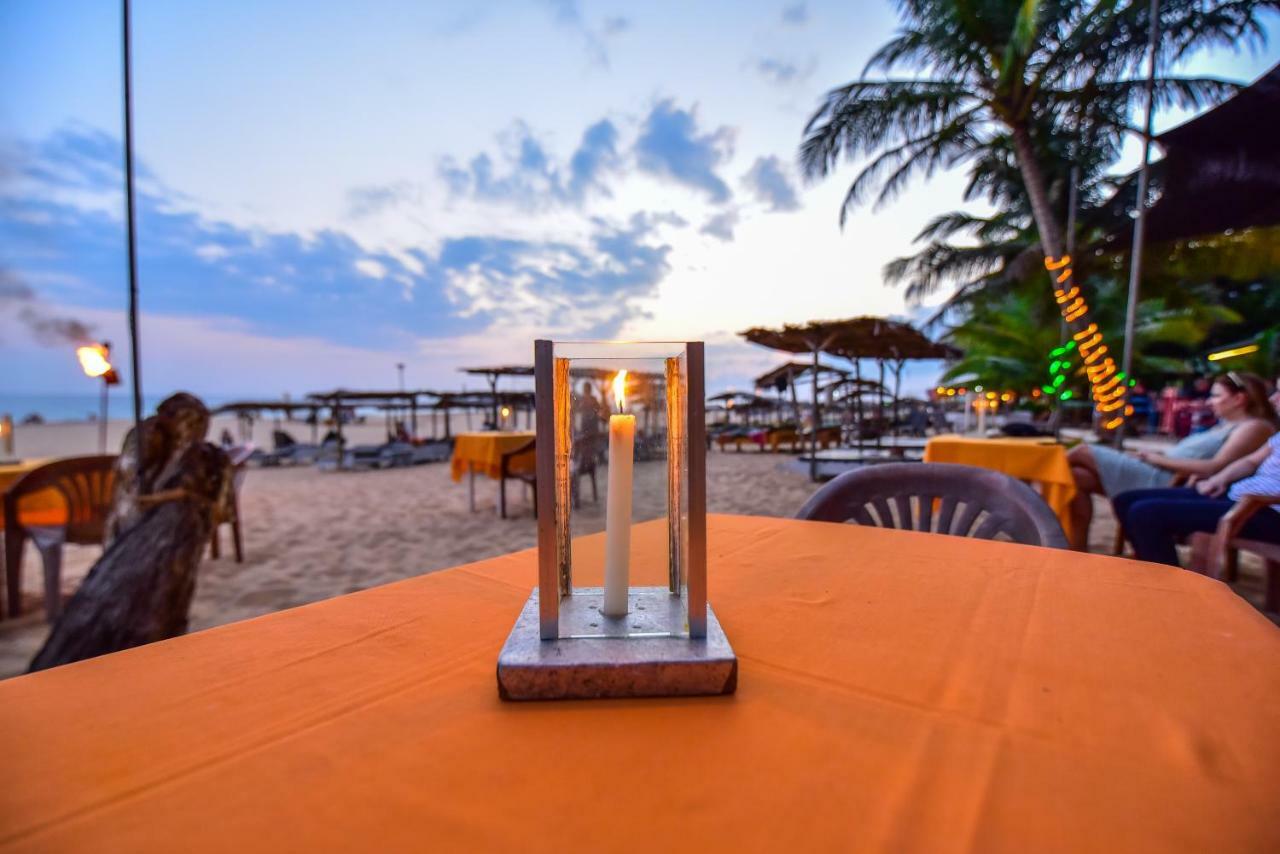International Beach Hotel & Restaurant Hikkaduwa Bagian luar foto